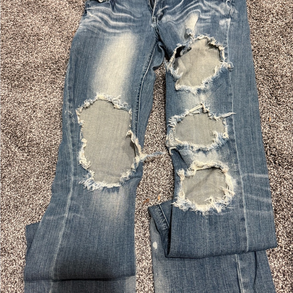 6/$25 Trendy Blue Distressed Boot Cut Jeans